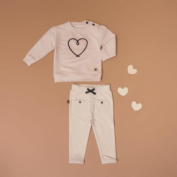 24085009 Frogs and Dogs lange broek met strik amour sfeerfoto