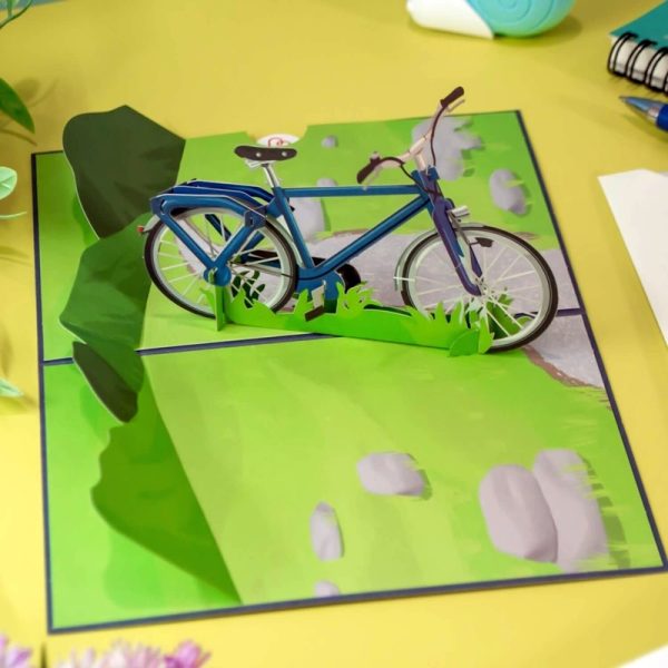 Papercrush pop-up kaart fiets sfeerfoto bovenaanzicht