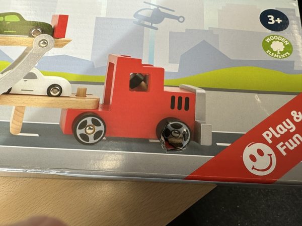 Small Foot houten autotransporter klassiek beschadigd